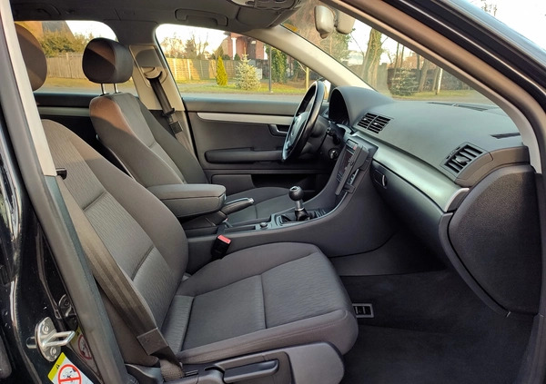 Audi A4 cena 19900 przebieg: 261000, rok produkcji 2007 z Czarne małe 529